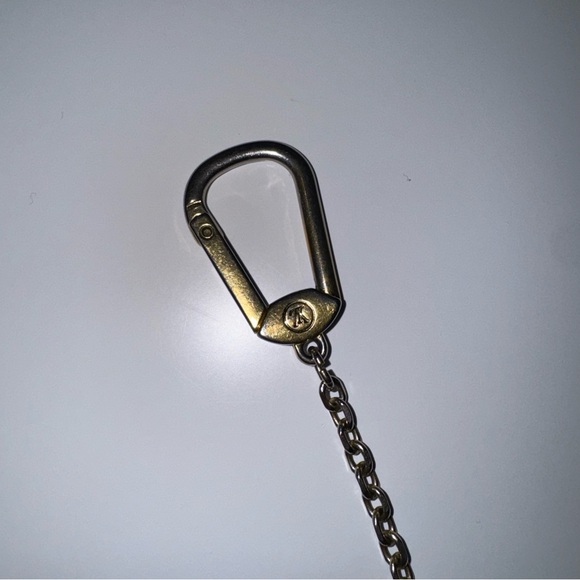 Louis Vuitton Monogram Key Pouch - Picture 3 of 6